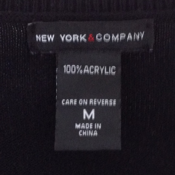 New York & Company V-Neck Argyle Sweater - Picture 6 of 7